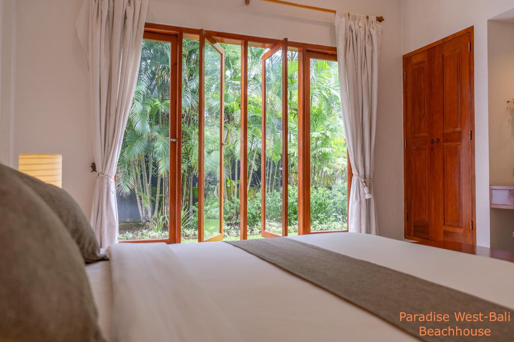 Paradise West-Bali Palasari Номер фото